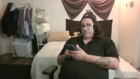 bigboybigbutt69 online show from January 29, 2025, 8:40 am