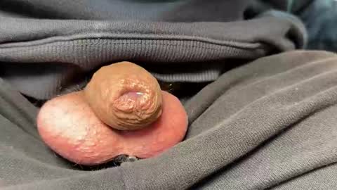 SweetDominator01 online show from October 17, 2025, 9:23 am