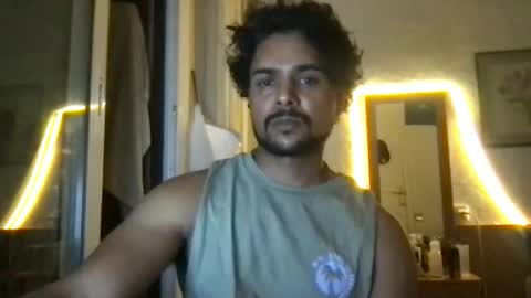 Snapshot of bigbrown_boy chatting on April 30, 2026, 8:04 pm bigbrown_boy online show from April 30, 2026, 8:04 pm