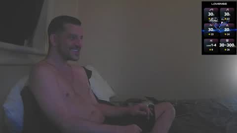 Jon - Im Straight online show from November 19, 2025, 2:11 am