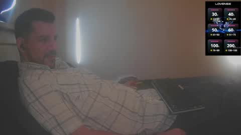 Jon - Im Straight online show from April 23, 2026, 12:40 pm