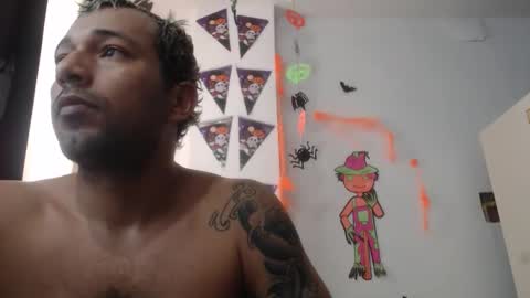 Snapshot of bigcock_hair chatting on November 2, 2025, 8:22 pm bigcock_hair online show from November 2, 2025, 8:22 pm