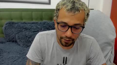 Snapshot of bigcock_hair chatting on November 7, 2025, 10:21 pm bigcock_hair online show from November 7, 2025, 10:21 pm