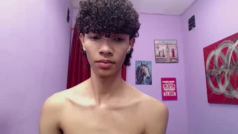 bigcock_sexys online show from April 16, 2026, 7:58 pm