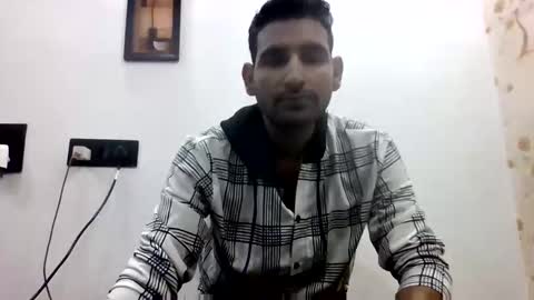 akash online show from October 13, 2025, 5:29 am