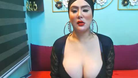 Snapshot of bigcocknloadstits chatting on March 16, 2026, 6:28 am Flirty Sofia online show from March 16, 2026, 6:28 am