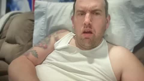 bigcocksuckingslut online show from March 9, 2025, 9:36 pm