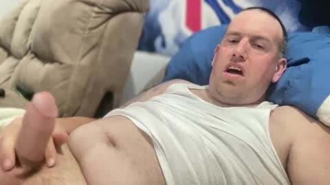 bigcocksuckingslut online show from May 1, 2026, 12:37 am