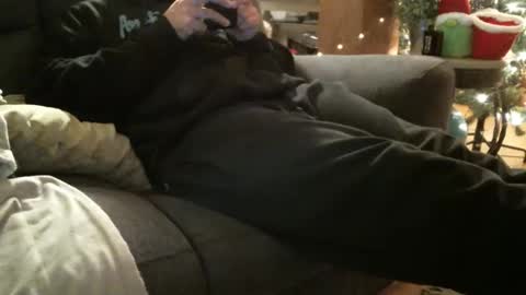 Snapshot of bigcumcanada chatting on January 2, 2025, 2:22 am bg online show from January 2, 2025, 2:22 am