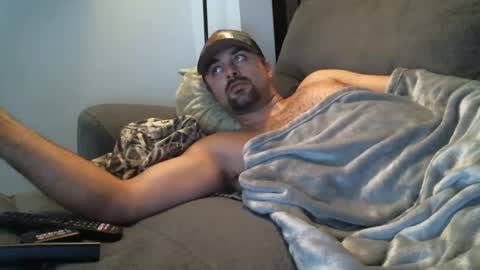 Snapshot of bigcumcanada chatting on January 31, 2025, 1:22 am bg online show from January 31, 2025, 1:22 am