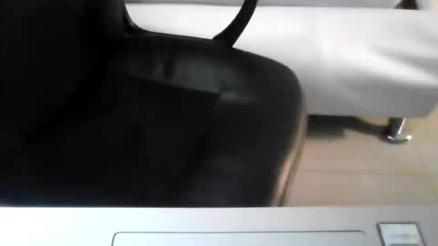 Snapshot of bigdaddy0023 chatting on April 14, 2026, 6:03 pm Big Daddy online show from April 14, 2026, 6:03 pm