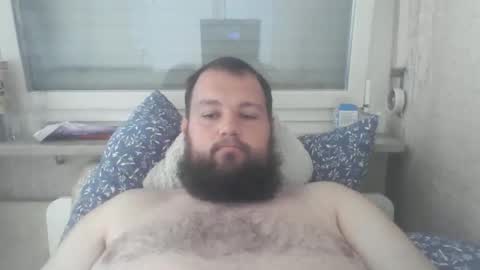 bigdamo95 online show from October 29, 2025, 7:43 am