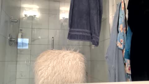 Snapshot of bigdickdave3332 chatting on October 23, 2025, 1:43 pm bigdickdave3332 online show from October 23, 2025, 1:43 pm