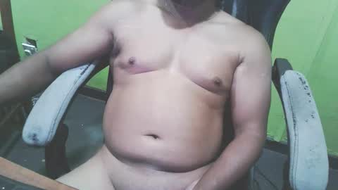 Snapshot of bigdickguyaux chatting on December 14, 2025, 2:28 am bigdickguyaux online show from December 14, 2025, 2:28 am