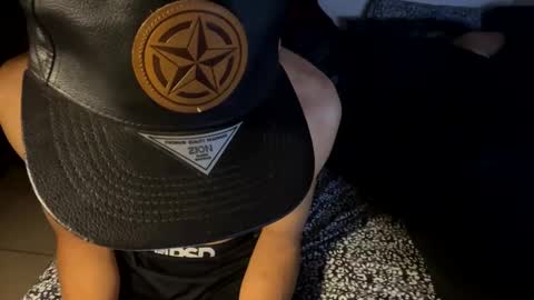 Snapshot of bigdickpapishampoo chatting on October 31, 2025, 7:53 am bigdickpapishampoo online show from October 31, 2025, 7:53 am