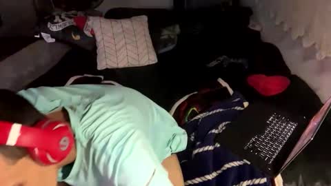 bigdickpapishampoo online show from February 20, 2026, 6:26 am