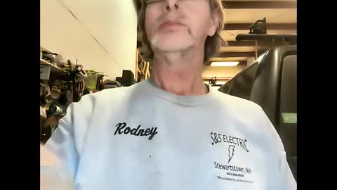 Snapshot of bigelectricrod chatting on December 20, 2024, 7:39 pm bigelectricrod online show from December 20, 2024, 7:39 pm