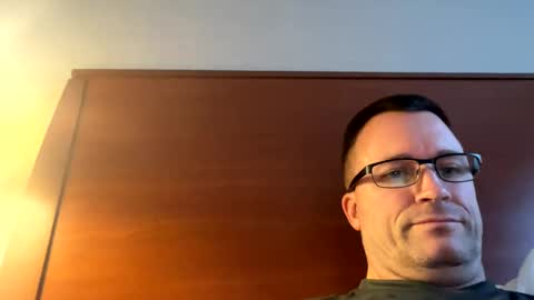 bigger22332233 online show from February 21, 2025, 1:00 am