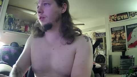 biggerisbetter21 online show from March 1, 2025, 2:44 pm