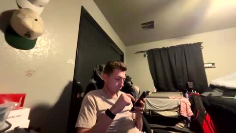 Snapshot of bigggjoint chatting on November 21, 2025, 9:24 pm bigggjoint online show from November 21, 2025, 9:24 pm