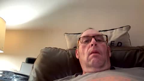 biggloves4bighands online show from April 25, 2026, 10:51 pm