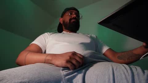 BigGuy online show from February 2, 2026, 1:48 am