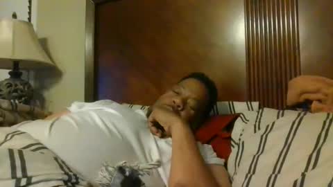 biggyscorpio online show from November 18, 2025, 6:40 am