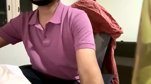 bighandsomesatisfy online show from January 10, 2025, 2:23 pm