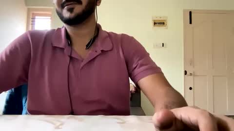 bighandsomesatisfy online show from January 18, 2025, 11:54 am