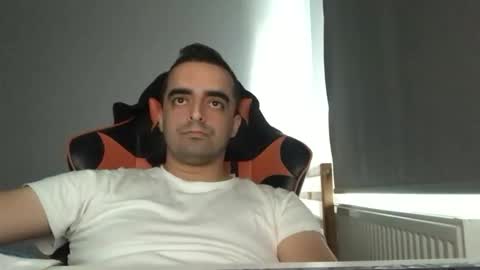 Snapshot of bighead3dcock chatting on October 27, 2025, 10:41 am bighead3dcock online show from October 27, 2025, 10:41 am