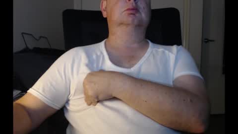 Snapshot of bighorn1981 chatting on December 6, 2024, 12:16 pm bighorn1981 online show from December 6, 2024, 12:16 pm