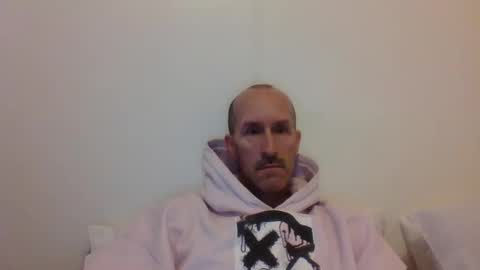 Snapshot of bighugemouthful chatting on December 3, 2024, 4:17 pm Chaz online show from December 3, 2024, 4:17 pm