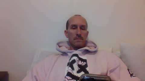 Snapshot of bighugemouthful chatting on December 9, 2024, 4:47 pm Chaz online show from December 9, 2024, 4:47 pm