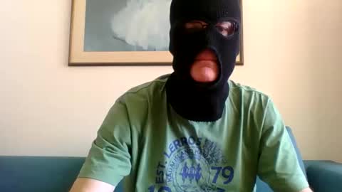 bigincherhot online show from April 21, 2026, 9:15 am