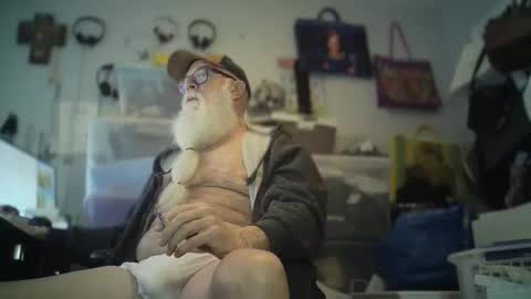 Snapshot of bigjeff01 chatting on January 6, 2026, 4:11 pm bigjeff01 online show from January 6, 2026, 4:11 pm