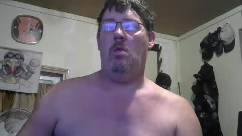 Snapshot of bigjohn41000 chatting on October 8, 2025, 9:40 am bigjohn41000 online show from October 8, 2025, 9:40 am