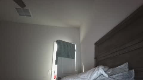 Snapshot of bigjraw2487 chatting on October 29, 2025, 5:42 am bigjraw2487 online show from October 29, 2025, 5:42 am