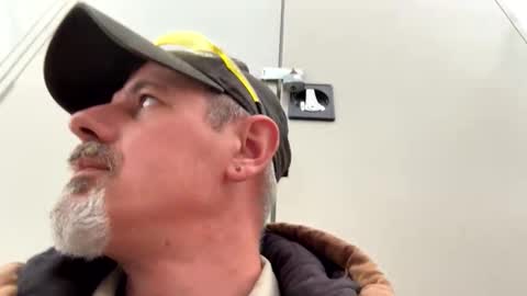 bigmemo69 online show from January 6, 2026, 5:38 pm