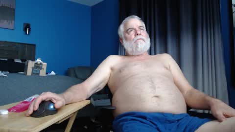 bigmustang_al online show from December 31, 2024, 2:40 am