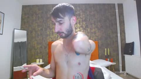 bignosebigcok online show from October 29, 2025, 4:20 pm