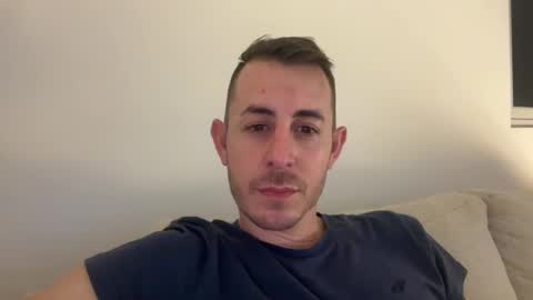 Snapshot of bigonehott chatting on February 21, 2025, 3:23 am online show from February 21, 2025, 3:23 am