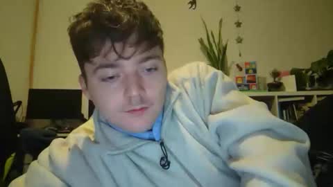 Snapshot of bigp77x chatting on January 15, 2026, 7:06 pm bigp77x online show from January 15, 2026, 7:06 pm