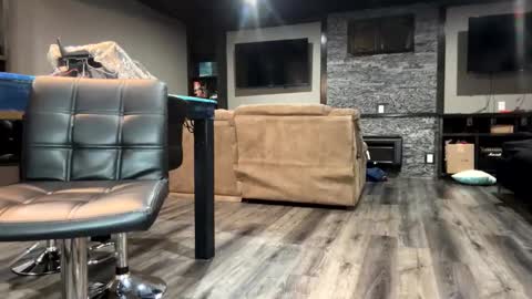 Snapshot of bigskinnyboyshh chatting on February 3, 2025, 10:00 pm bigskinnyboyshh online show from February 3, 2025, 10:00 pm