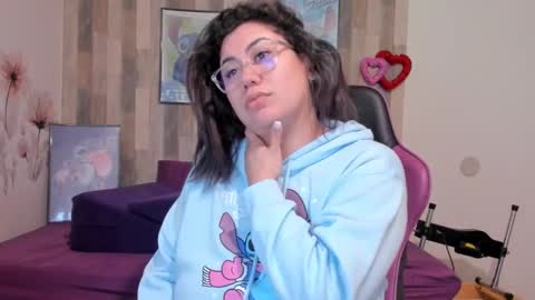  Nubia  online show from October 22, 2025, 9:09 am