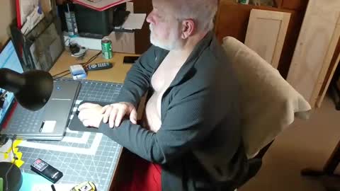 Snapshot of bigthump9999 chatting on January 5, 2025, 3:23 pm bigthump9999 online show from January 5, 2025, 3:23 pm