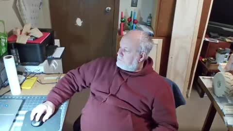 Snapshot of bigthump9999 chatting on February 22, 2025, 2:52 pm bigthump9999 online show from February 22, 2025, 2:52 pm