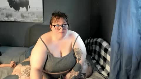 bigtittybbw online show from March 23, 2026, 7:40 pm