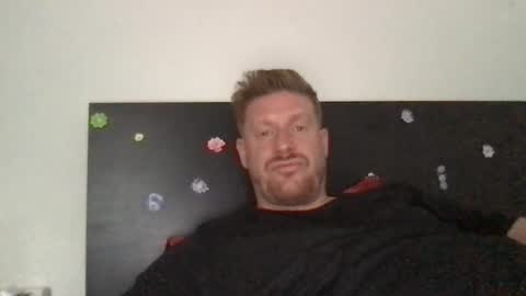 Snapshot of bigwhitecock71 chatting on October 5, 2025, 12:58 pm Big white cock online show from October 5, 2025, 12:58 pm