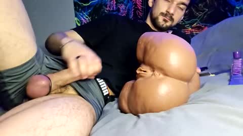 Snapshot of bigwhitecock_liam chatting on May 30, 2026, 5:54 pm bigwhitecock_liam online show from May 30, 2026, 5:54 pm