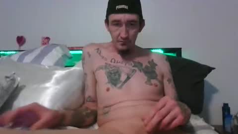 BigWhtRooster412 online show from February 19, 2026, 2:18 am